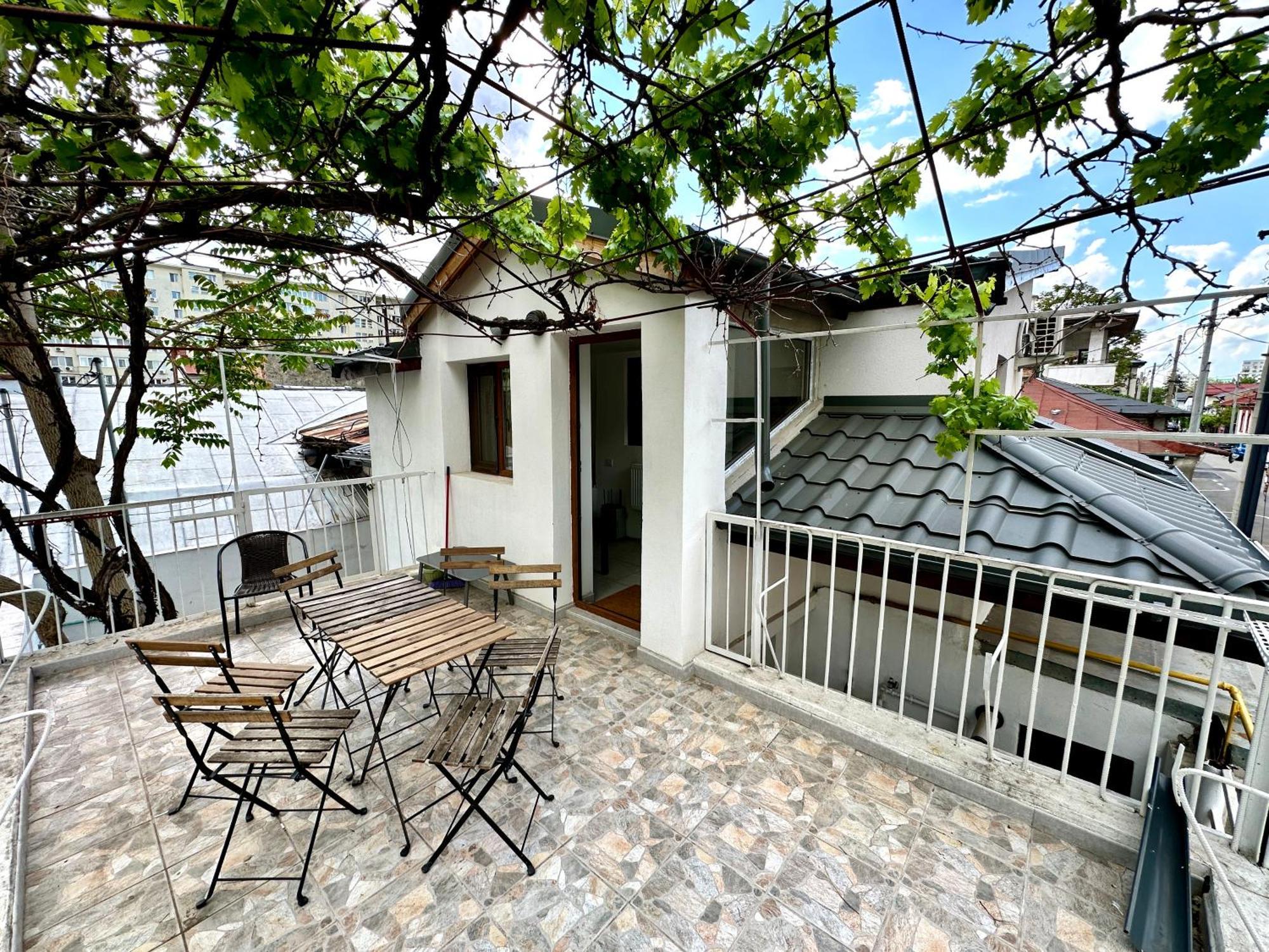 布加勒斯特Interbelic House With Courtyard And Terrace别墅 外观 照片